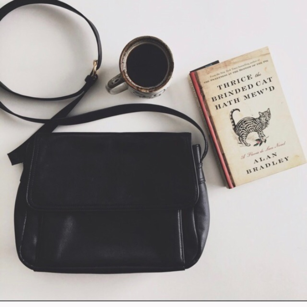 Giani Bernini authentic leather shoulder bag